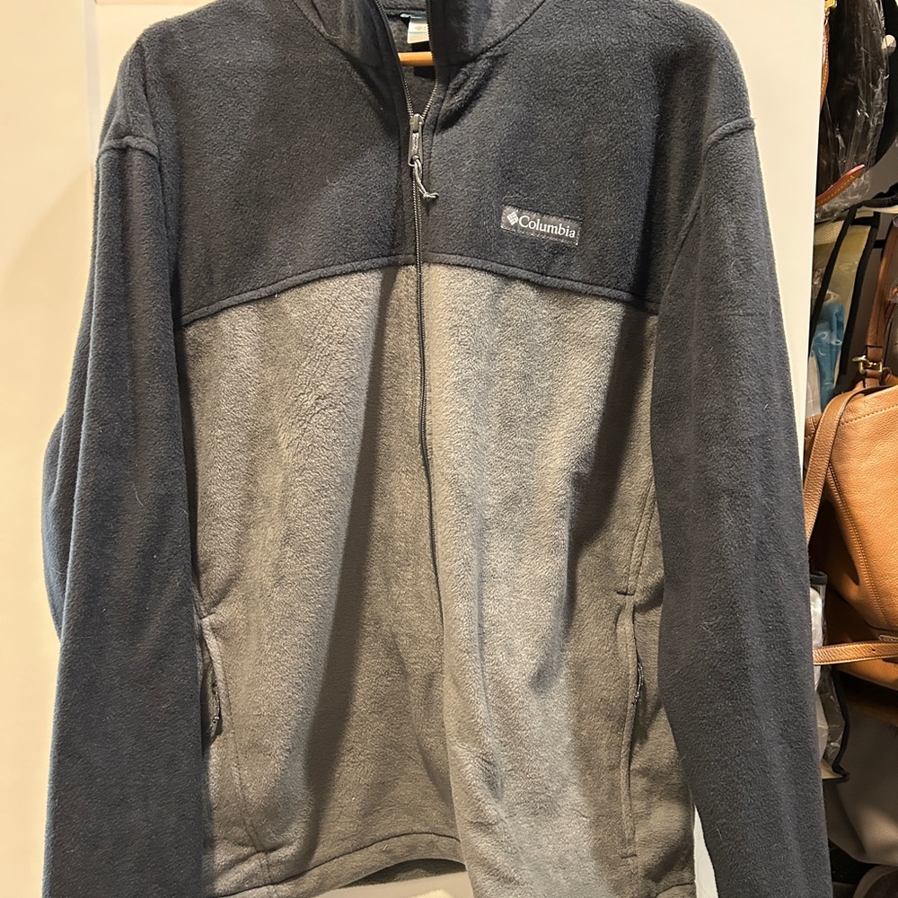 Columbia Men's Two-Tone Gray Zip-Up Jacket
